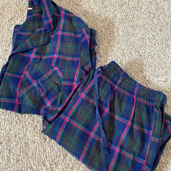 Victoria’s Secret size medium 2-piece pajama set - Picture 3 of 8